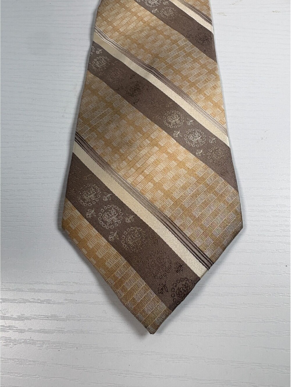 Mario Ferrari Mens Silk Necktie Brown Tan Diagonal Stripe Plaid Check Tie